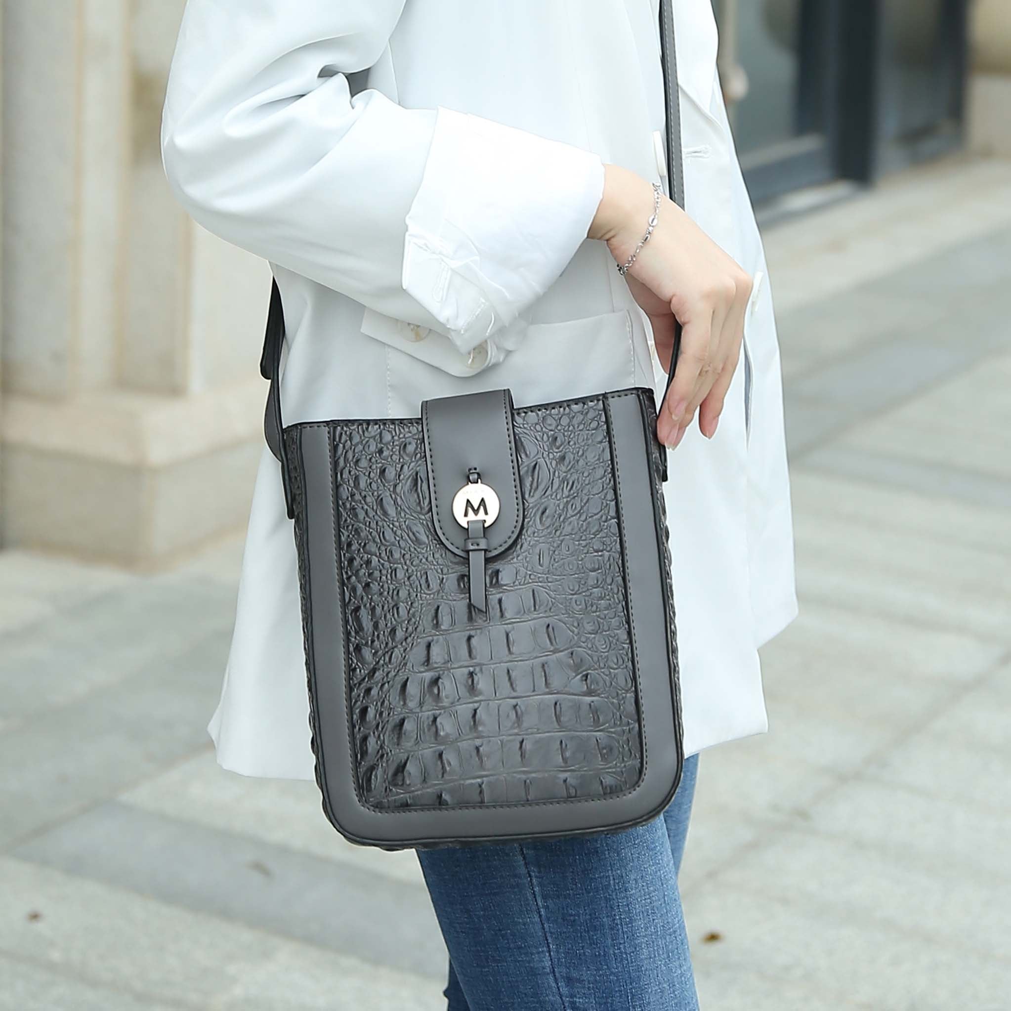 Molly Crossbody Bag