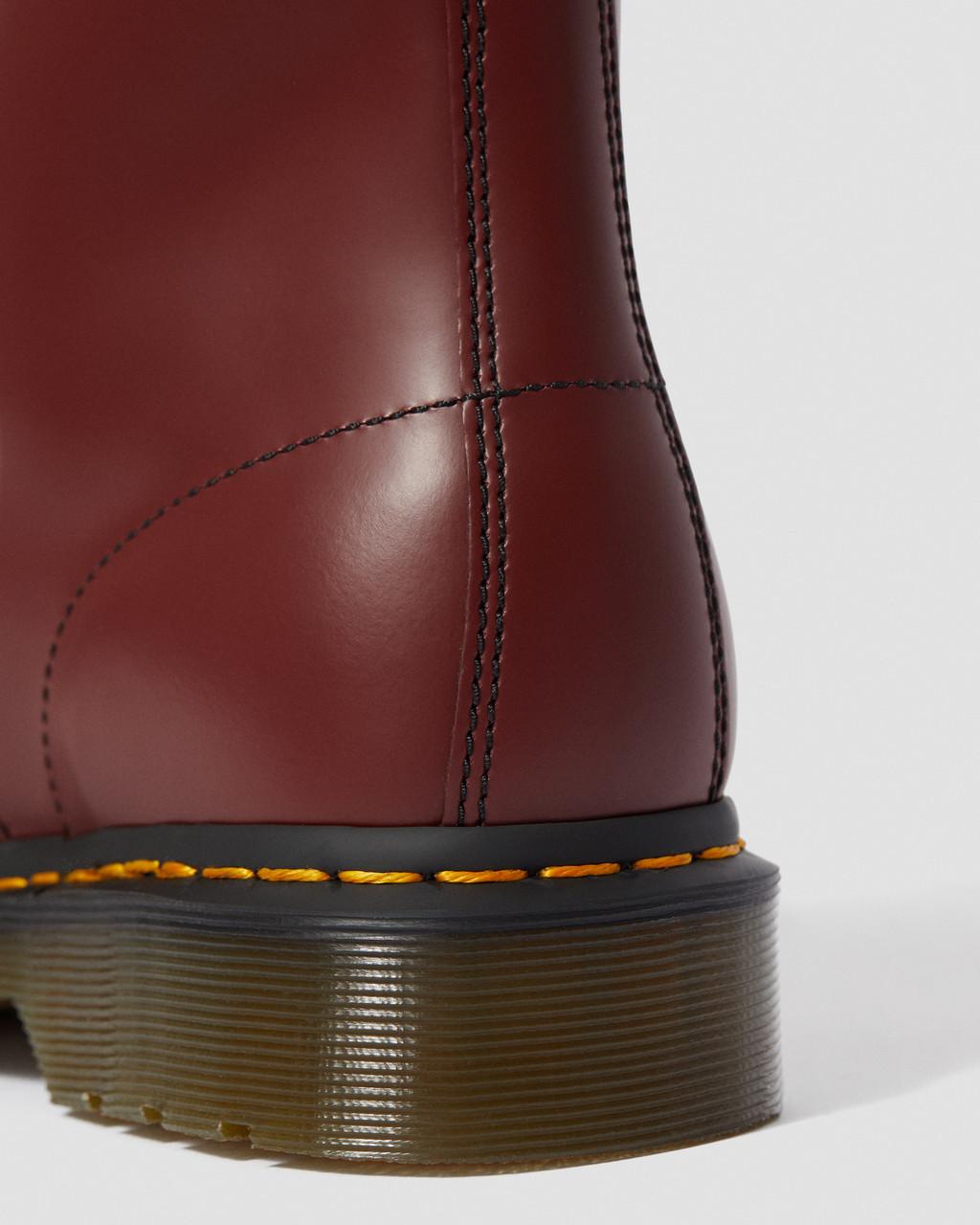 UNISEX 1460 Smooth Leather Lace Up Boots