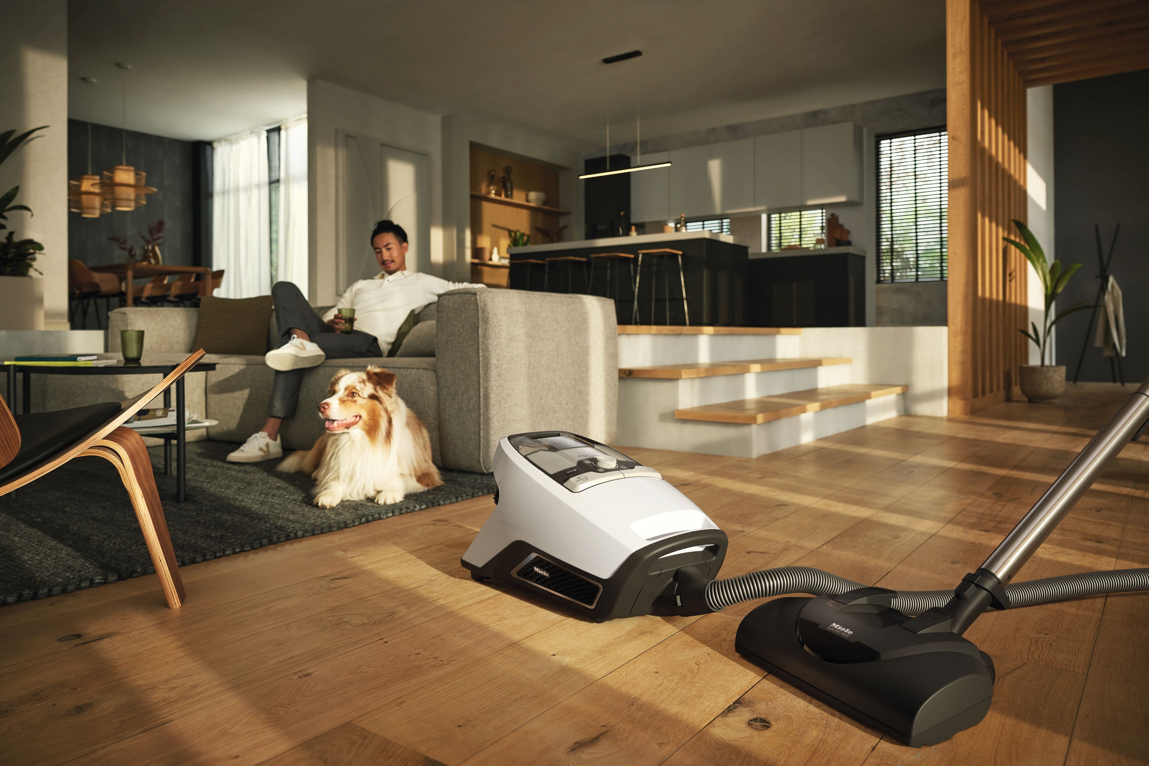 Miele Blizzard CX1 Cat & Dog PowerLine Vacuum Cleaner in Lotus white