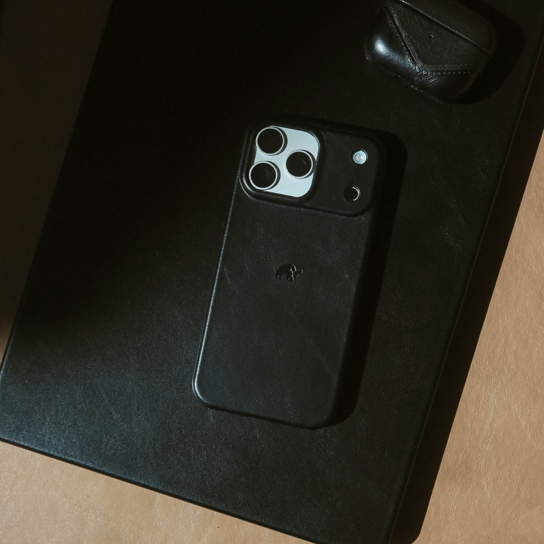The Minimalist Case - BLACK EDITION by Bullstrap