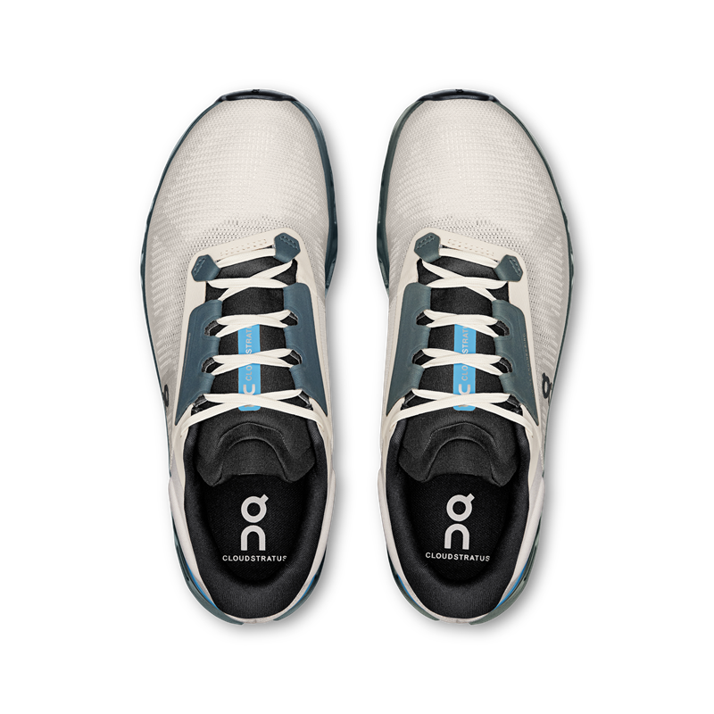 On Running Men's Cloudstratus 3