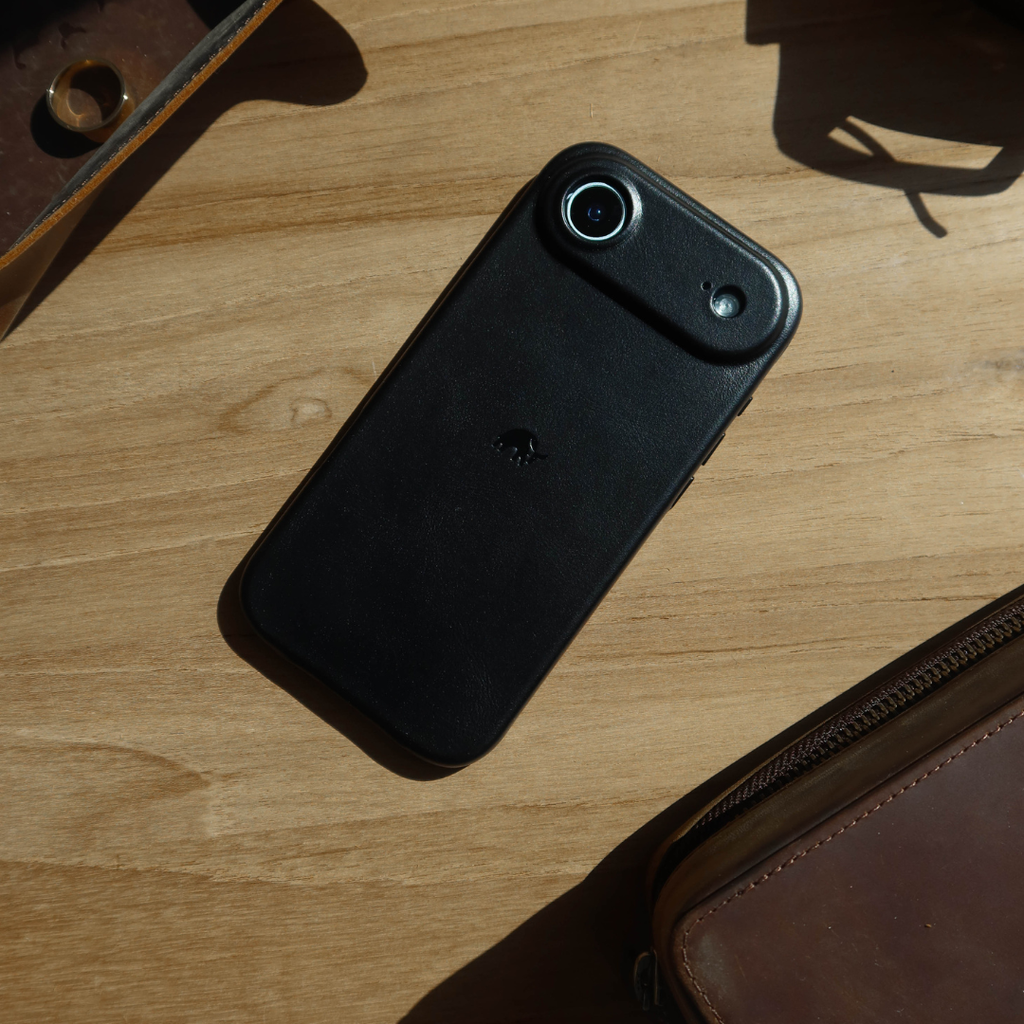 The Minimalist Case - BLACK EDITION by Bullstrap