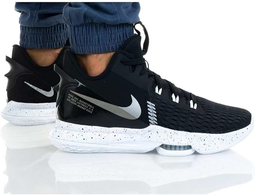 LeBron Witness 5