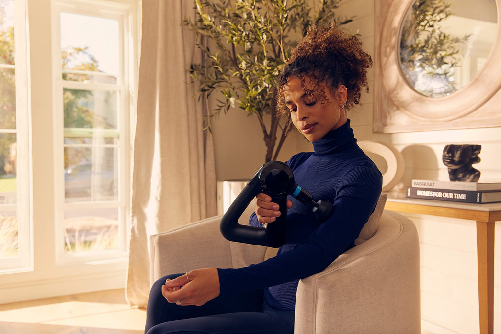 Therabody TheraGun Elite Ultra-Quiet Handheled Percussion Muscle Massager in Black