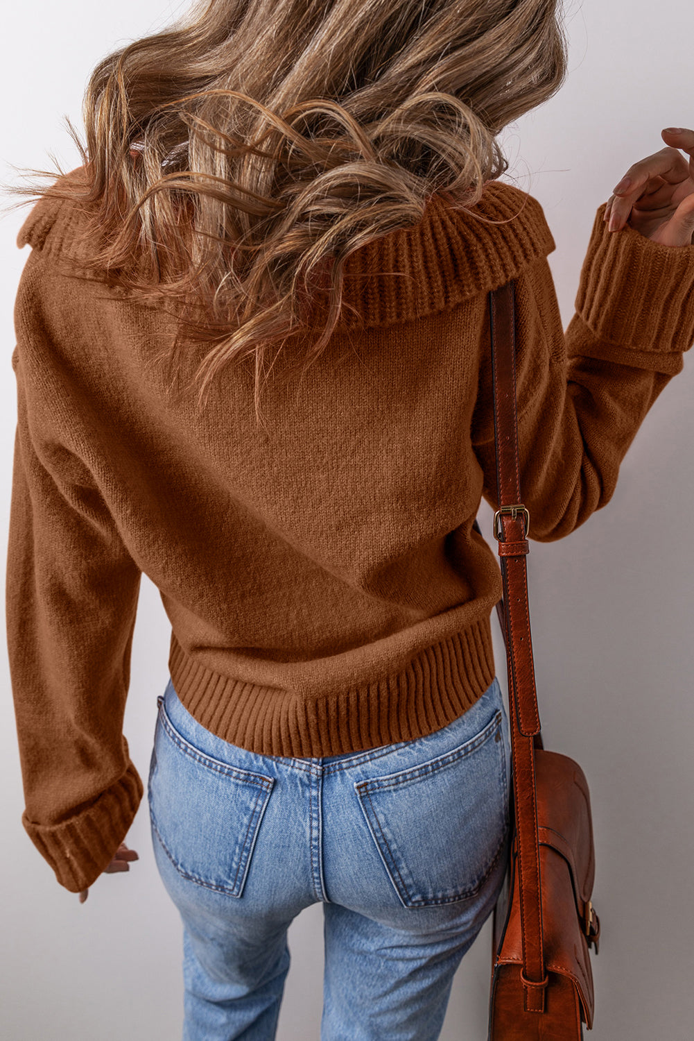 Avery Edge Sexy Elegant Sweater - Threaded Pear