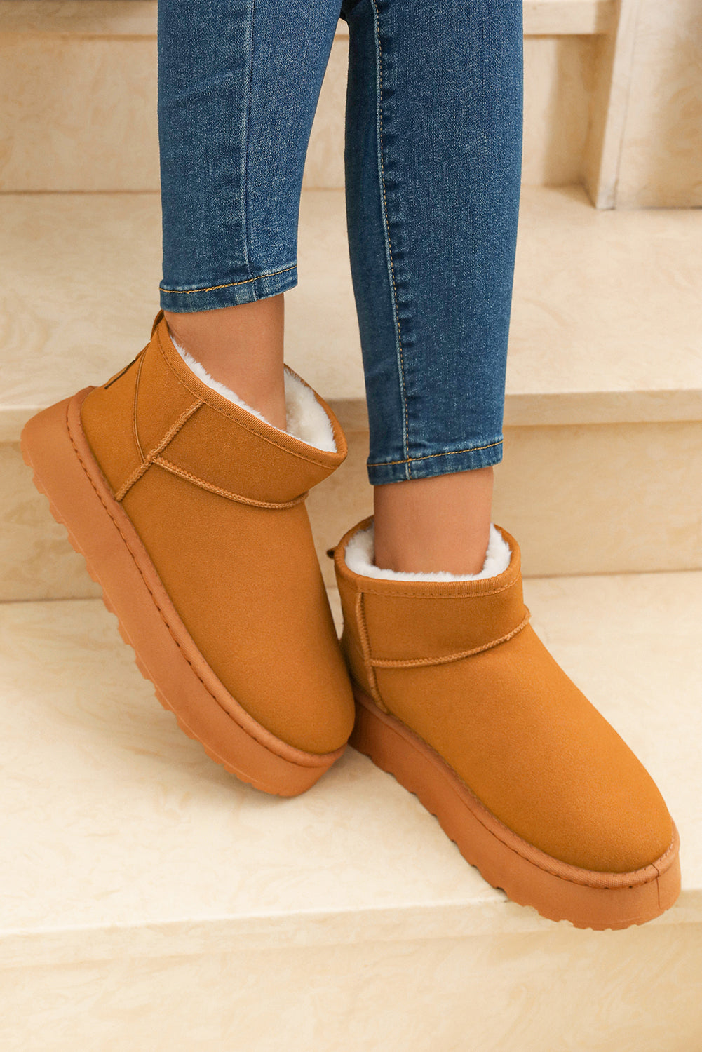Anna Fur Lined Suede Ankle Snow Boots - Threaded Pear