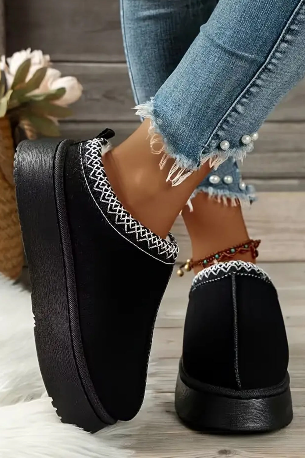 Jade Suede Plush Lined Snow Boots - Threaded Pear