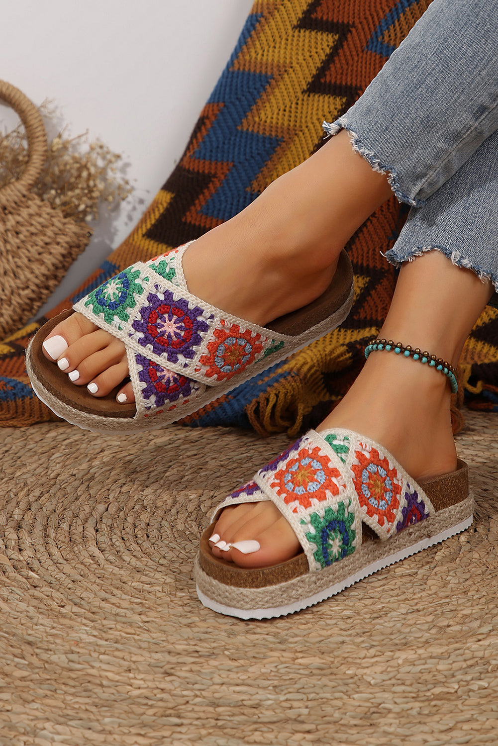 Geometric Woven Crisscross Strap Platform Slippers - Threaded Pear