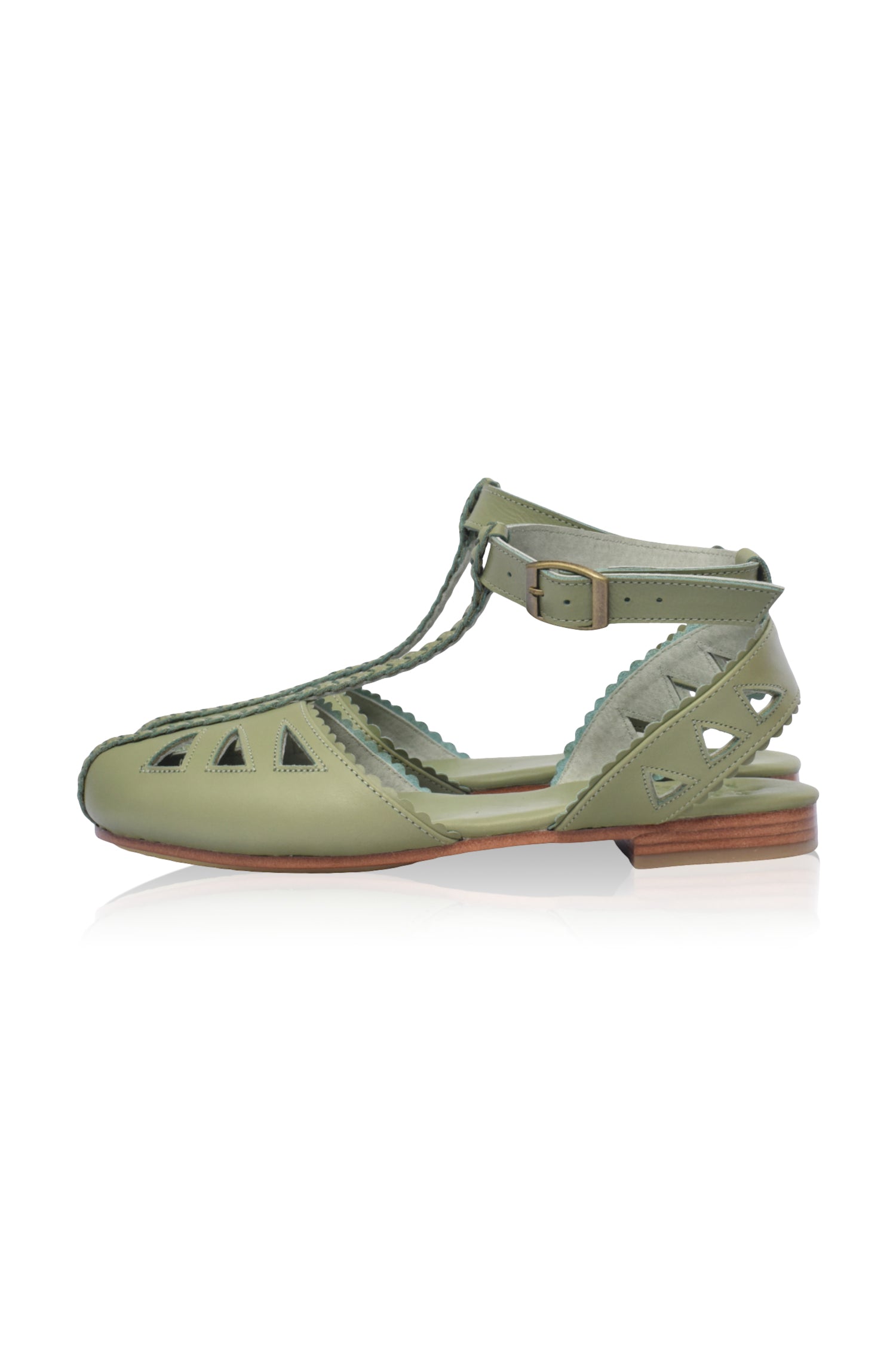 Bounty T-Strap Leather Sandals