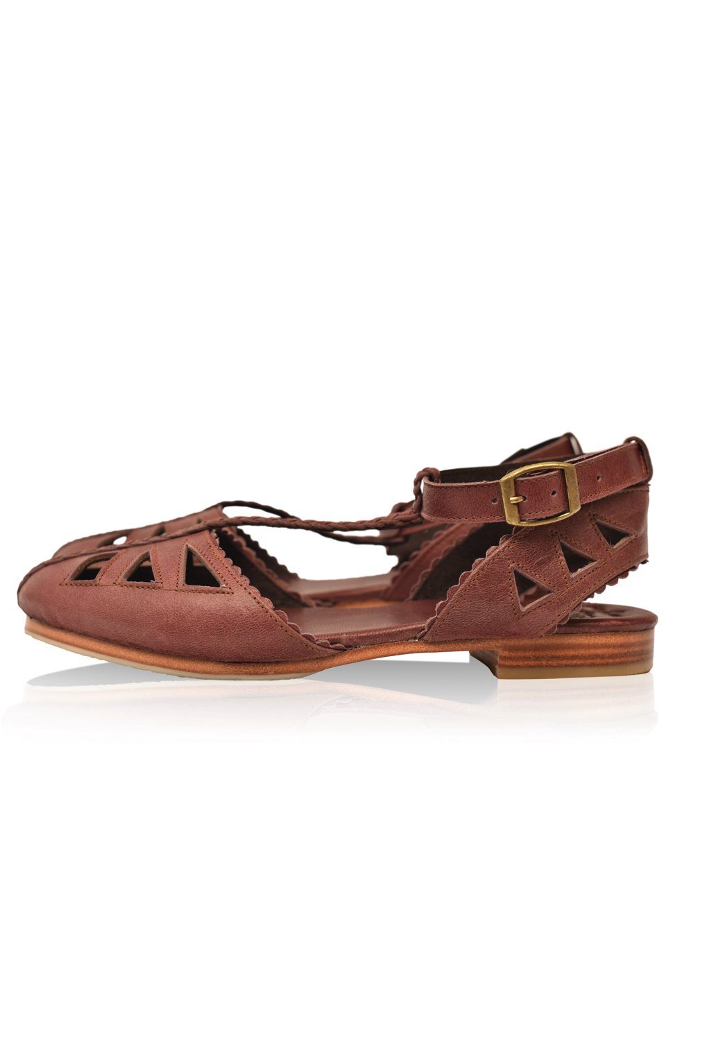Bounty T-Strap Leather Sandals