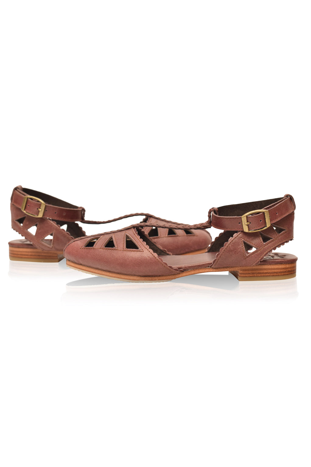 Bounty T-Strap Leather Sandals