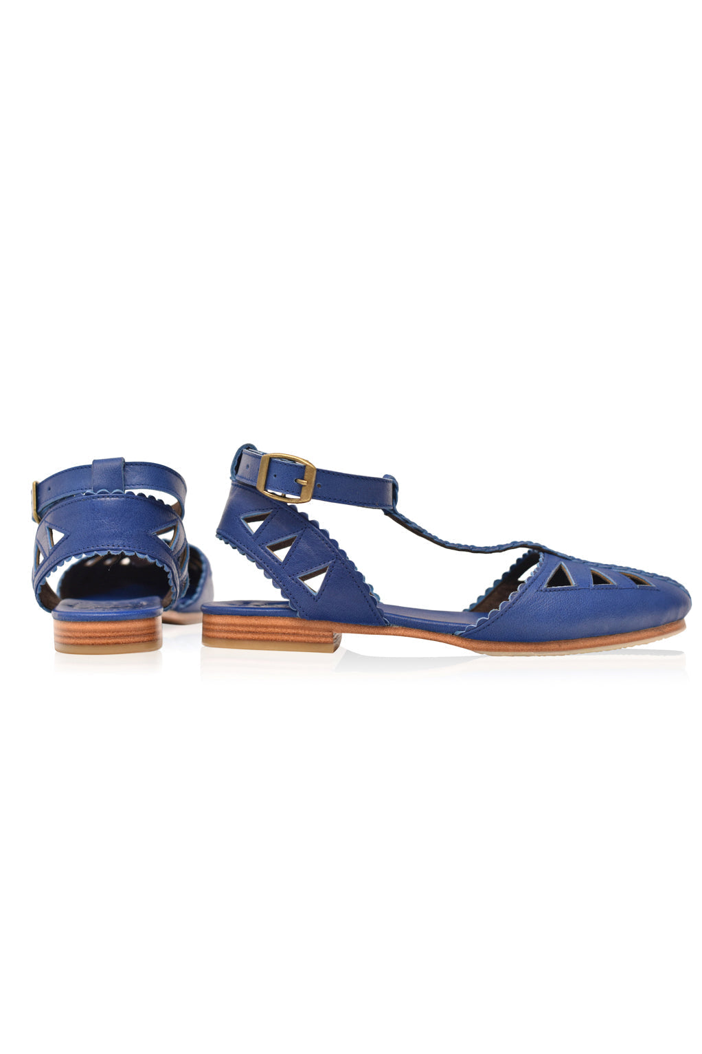 Bounty T-Strap Leather Sandals