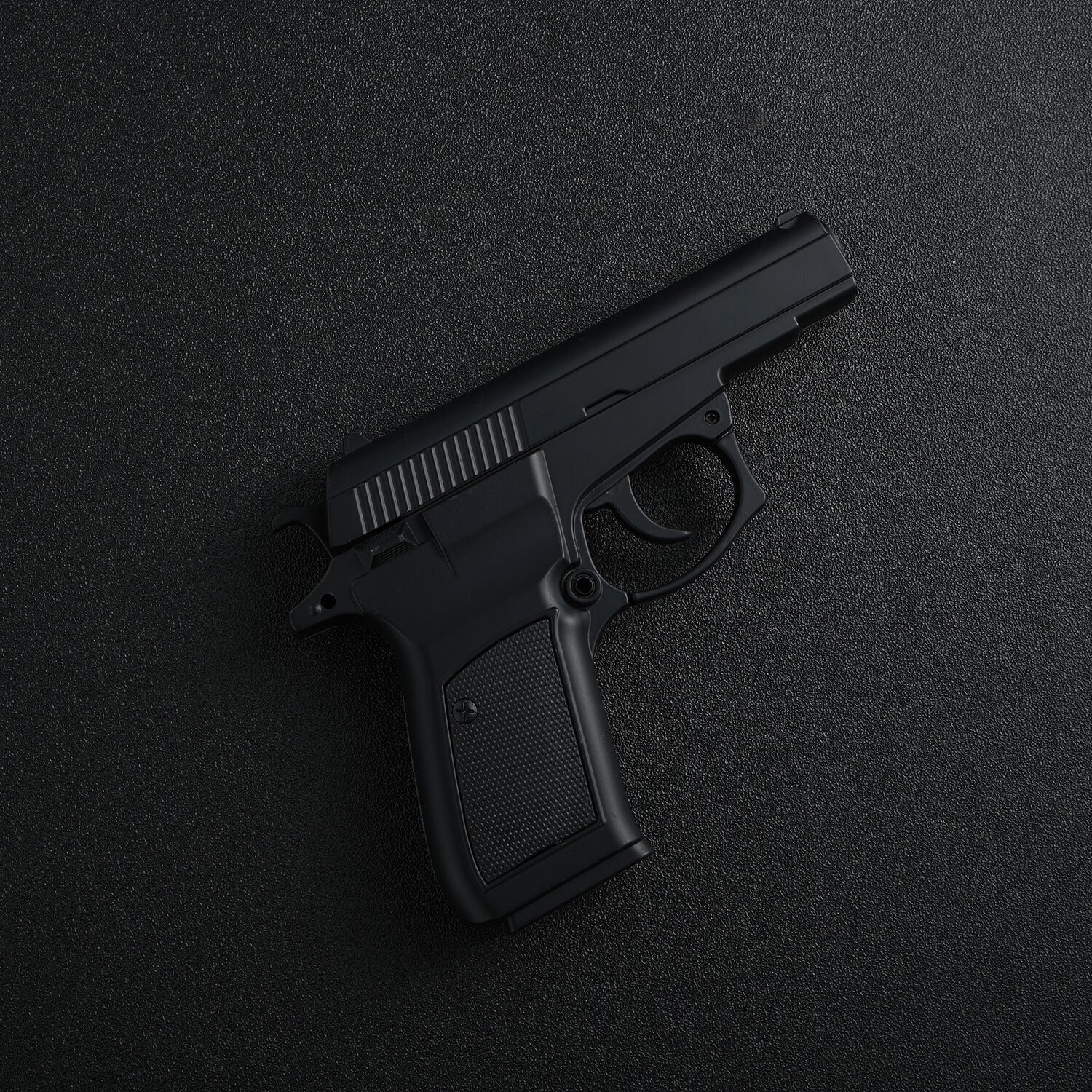 CAL 7.65 // Black