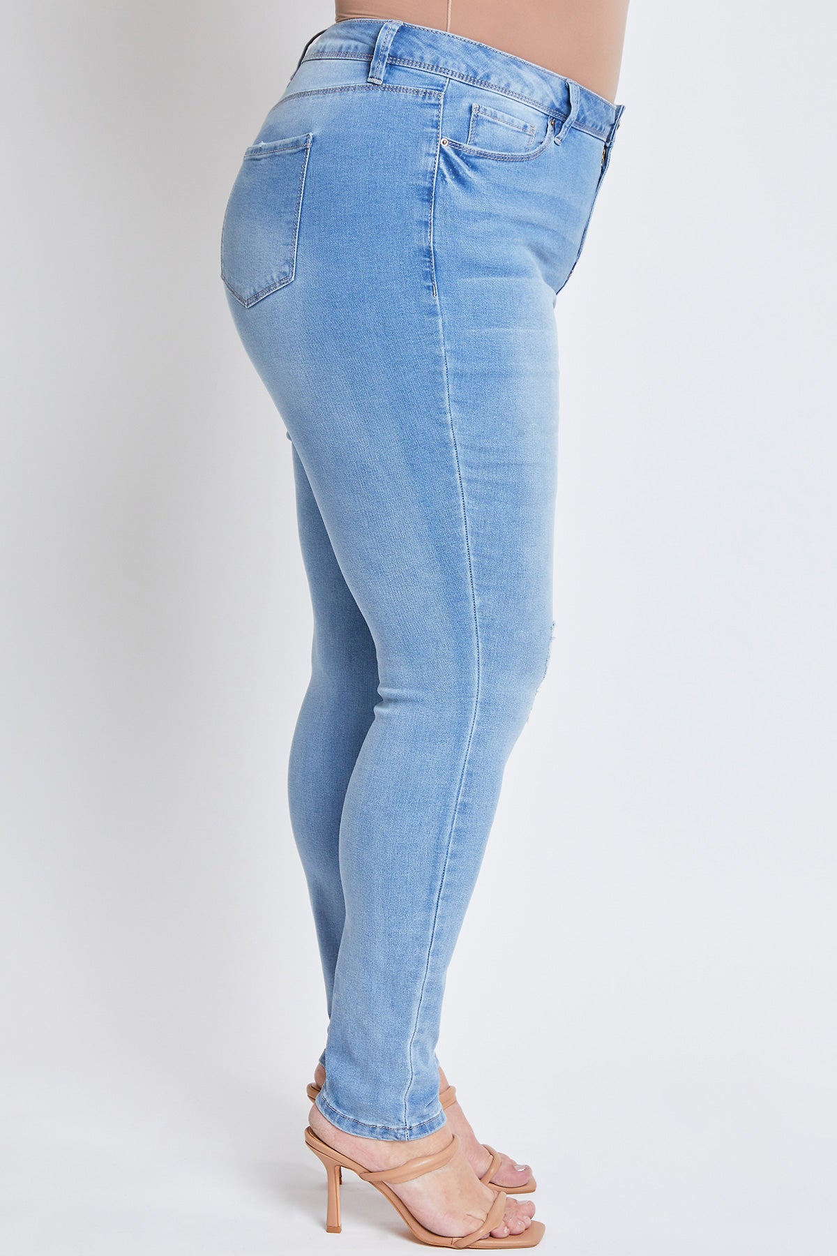Essential  Skinny Jeans by OyeraCharisma