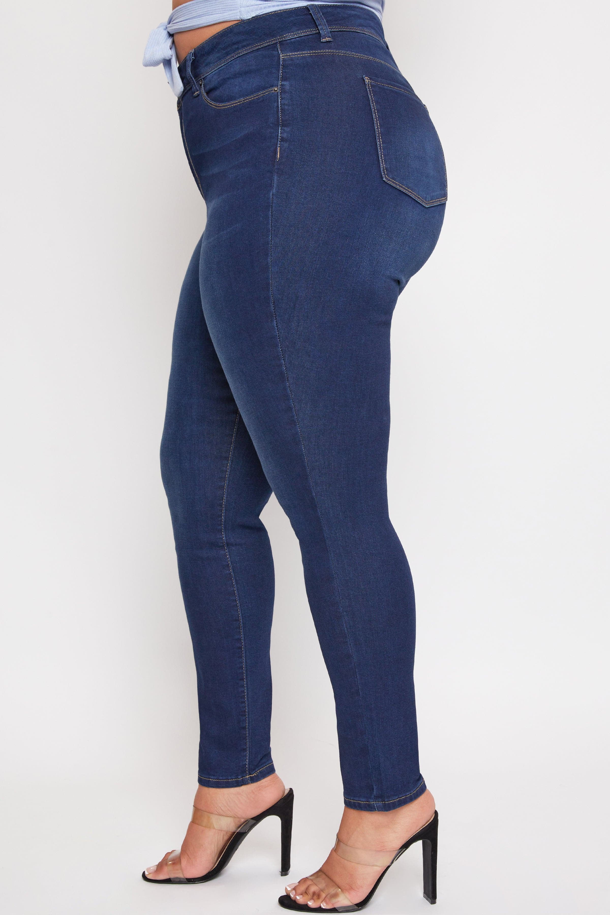 Essential  Skinny Jeans by OyeraCharisma