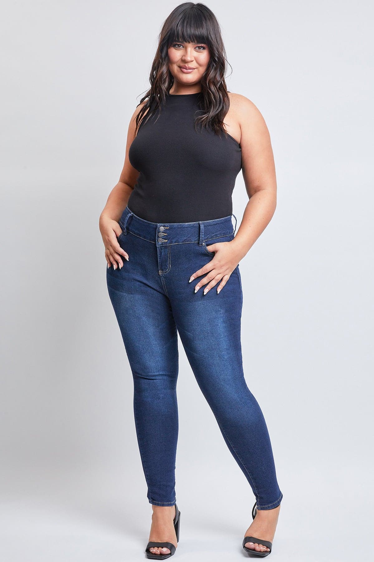 Essential Sustainable Skinny Jeans by OyeraCharisma