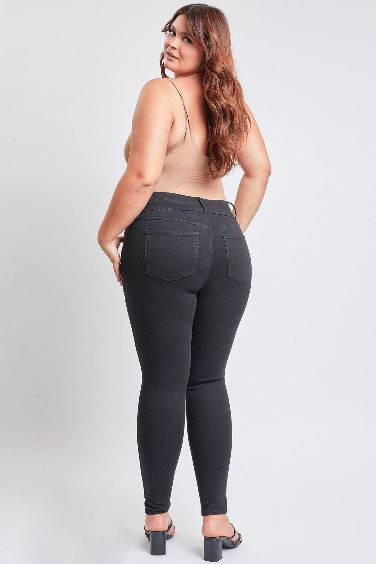 Essential Sustainable Skinny Jeans by OyeraCharisma