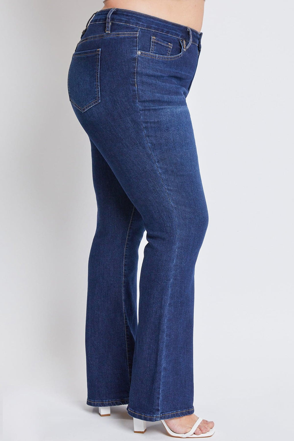 Basic Flare Jeans by OyeraCharisma