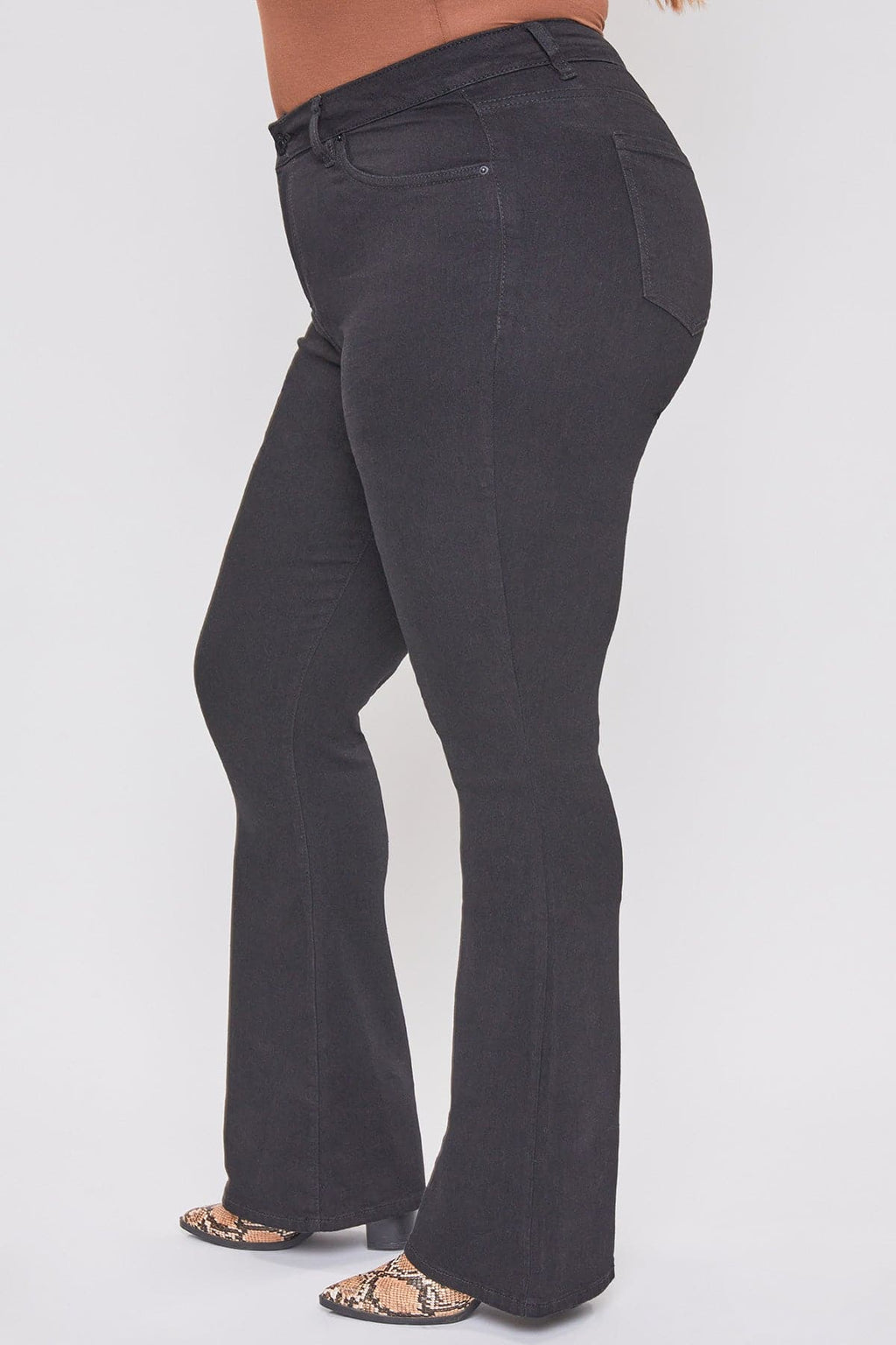 Basic Flare Jeans by OyeraCharisma