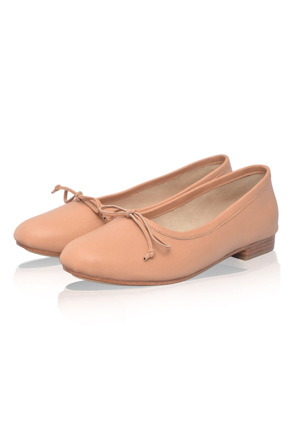 Elaria Classic Leather Ballet Flats