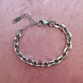 Hard Edge Oval Chain Bracelet