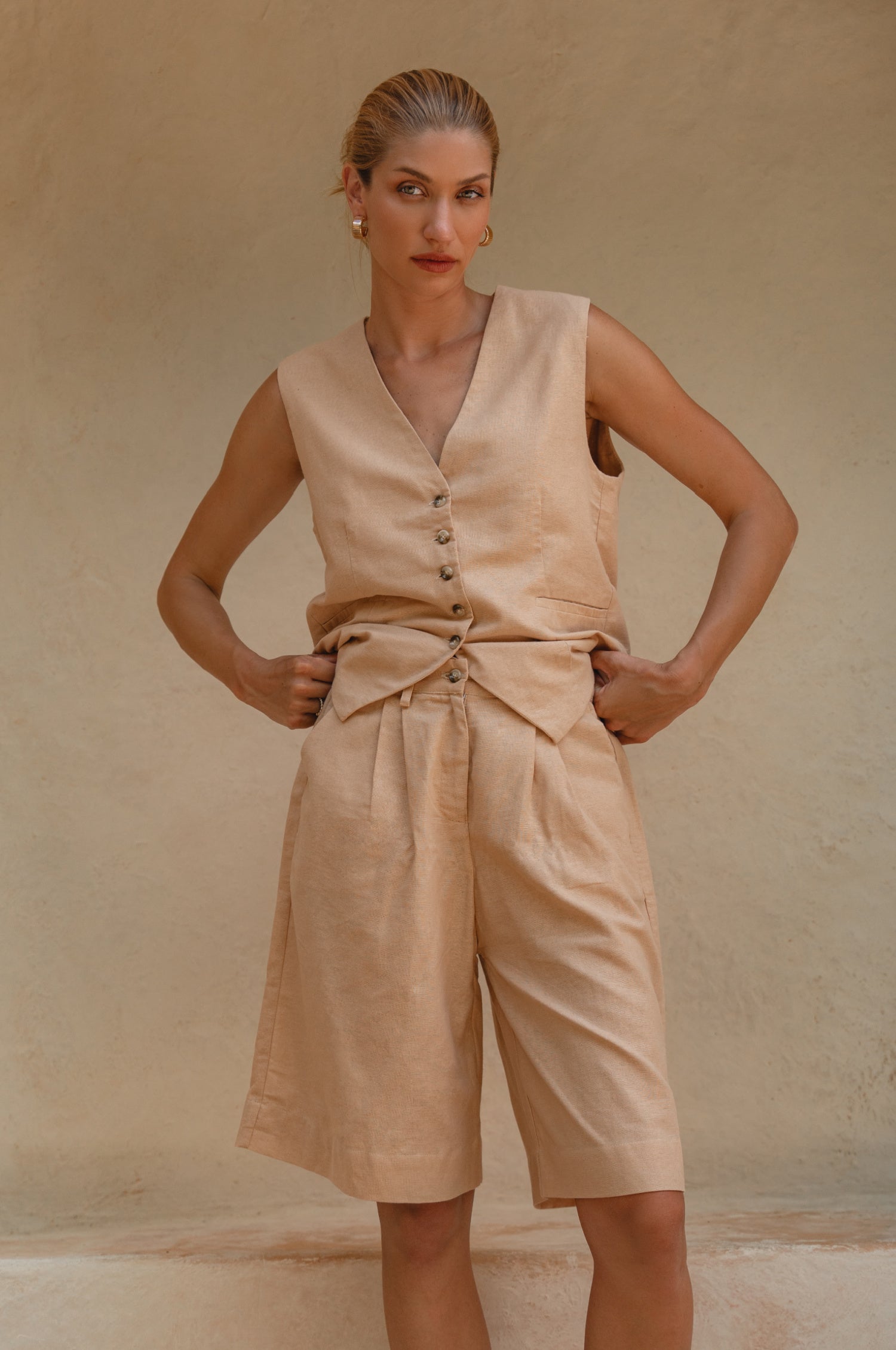Faro Bermuda Linen Shorts