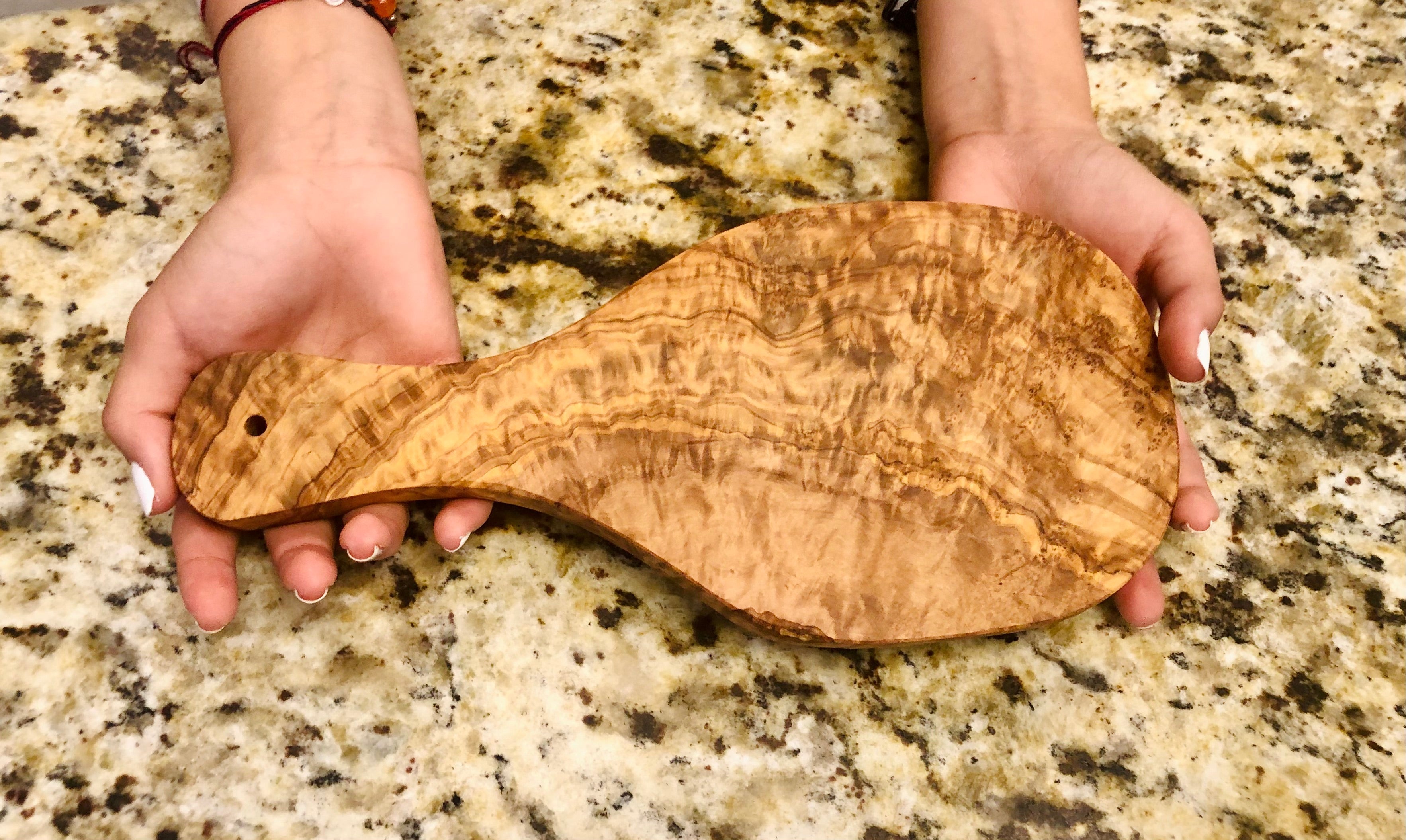 Original Olive Wood Cutting Board With Handle