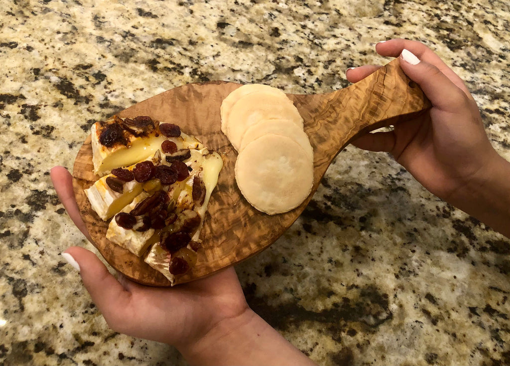 Original Olive Wood Cutting Board With Handle