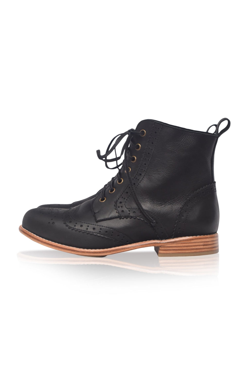 Salstice Brogue Leather Boots