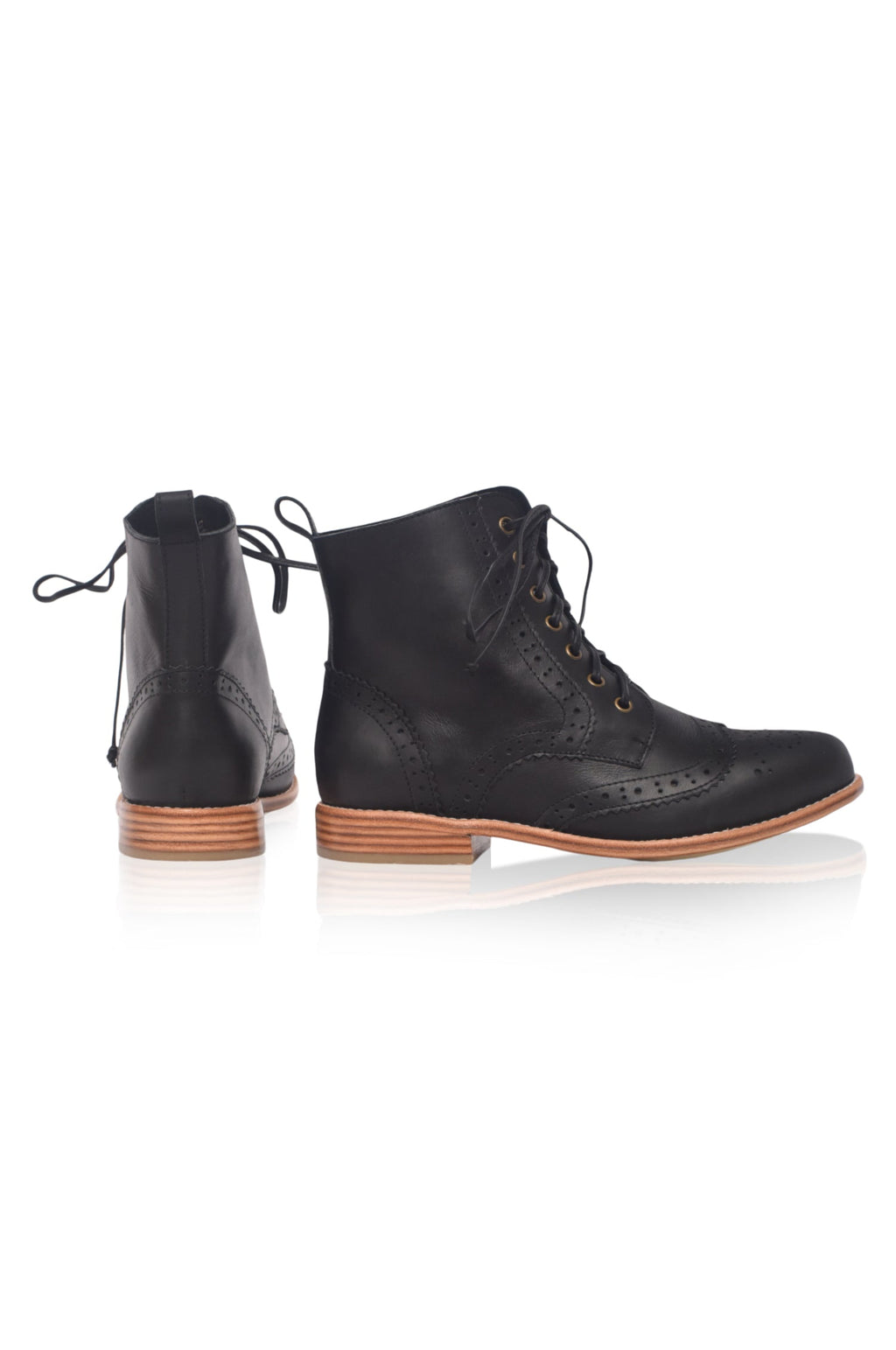 Salstice Brogue Leather Boots