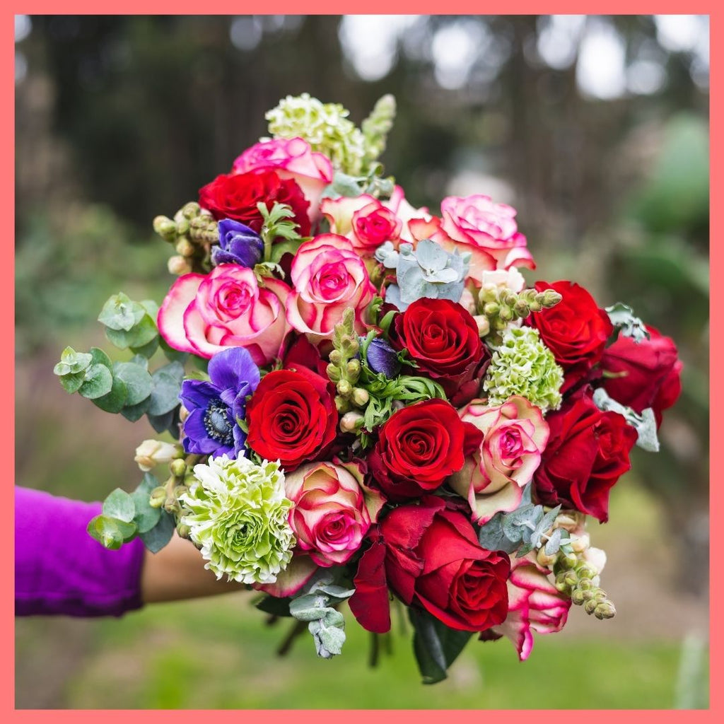 Happy Happy Flower Bouquet With Vase