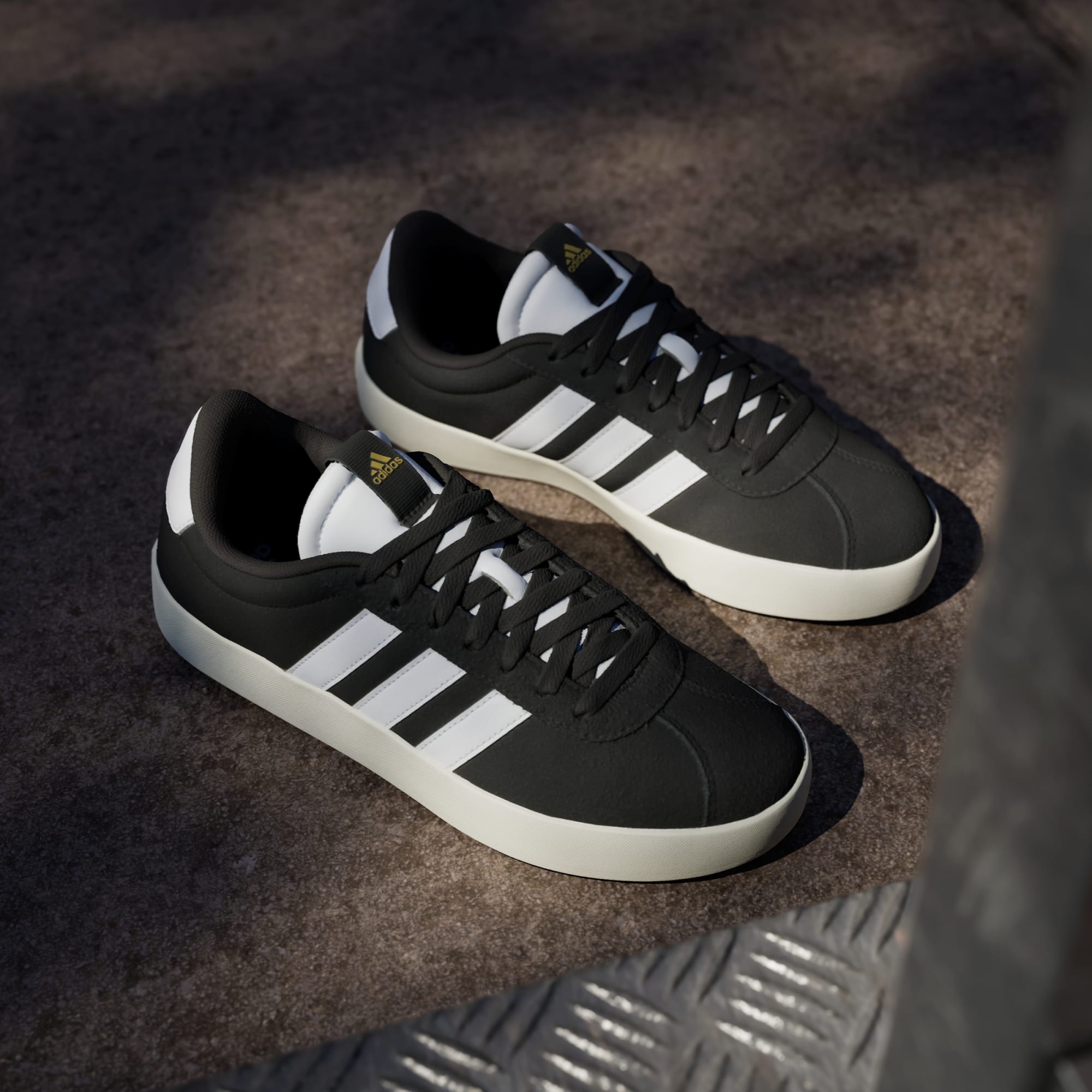 VL Court 3.0 Low Shoes