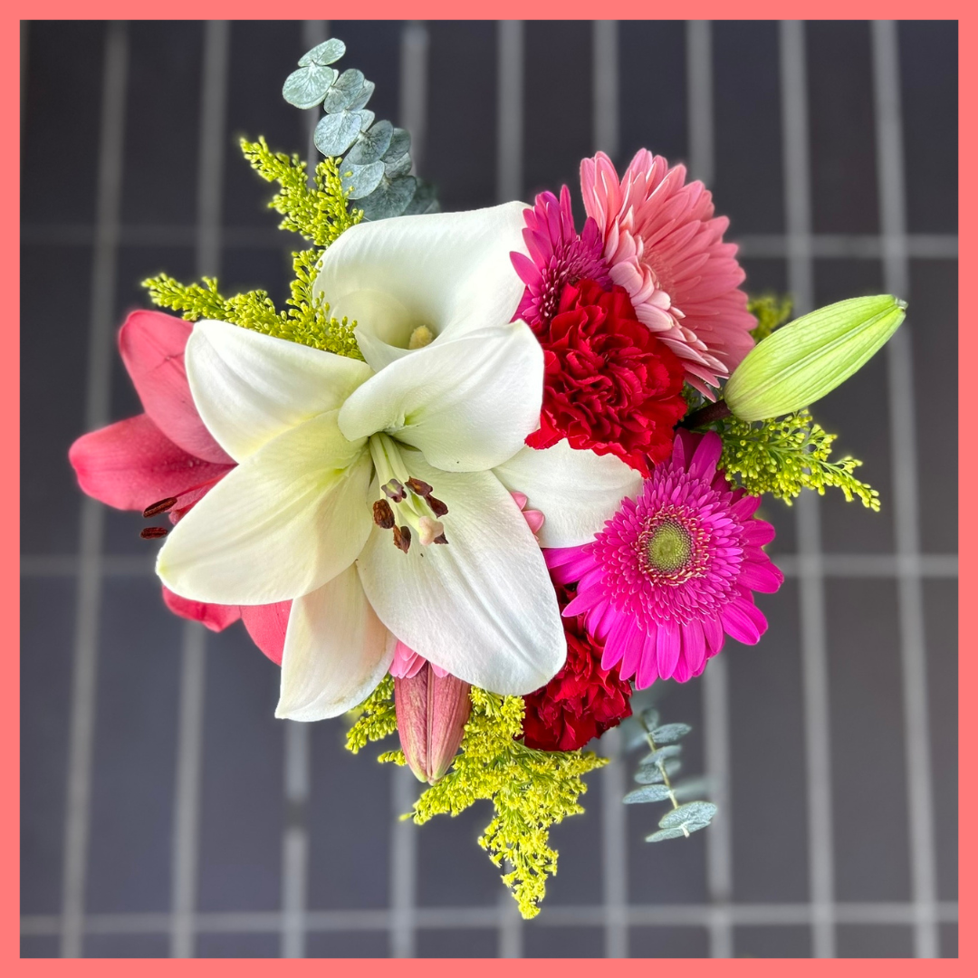 Winter Breeze Bouquet