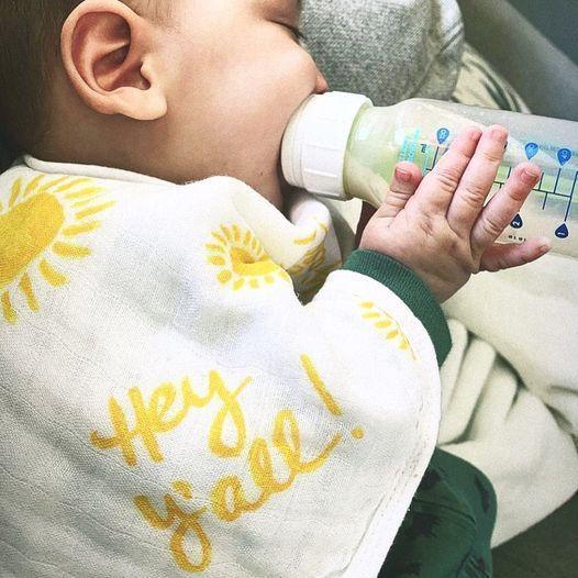 Baby Burp Cloth & Bib Combo: Hey Yall! Southern Baby Gift