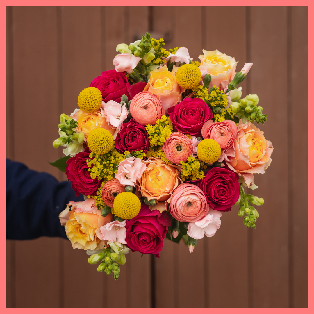 Sweetie Pie Bouquet With Vase