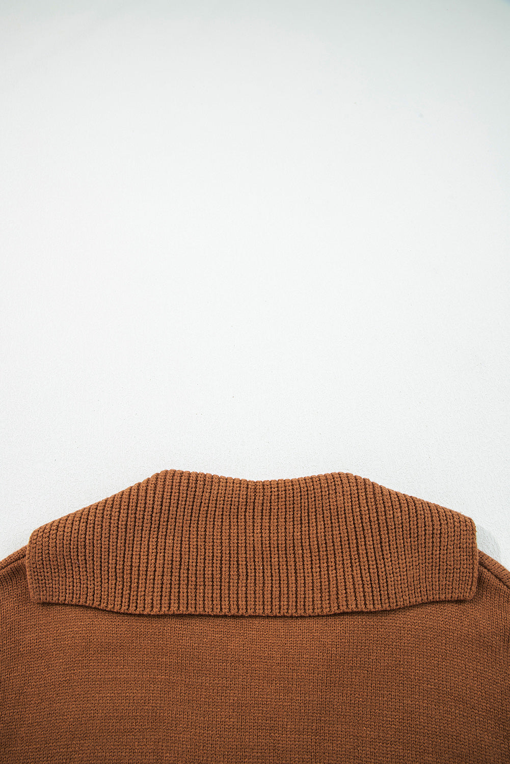 Avery Edge Sexy Elegant Sweater - Threaded Pear