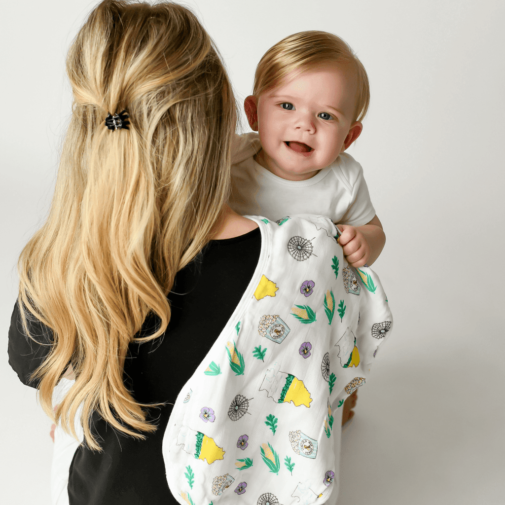 Gift Set: Illinois Baby Muslin Swaddle Blanket and Burp Cloth/Bib Combo