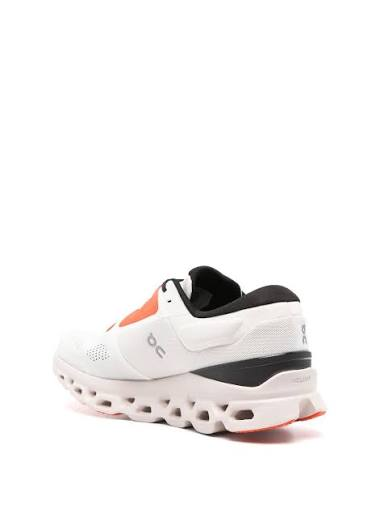 On Running Men's Cloudstratus 3