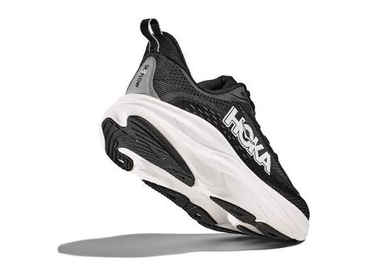 HOKA Men’s Skyflow