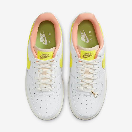 Nike Women's Air Force 1 Low