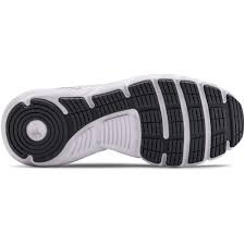 Women's UA Charged Assert 8