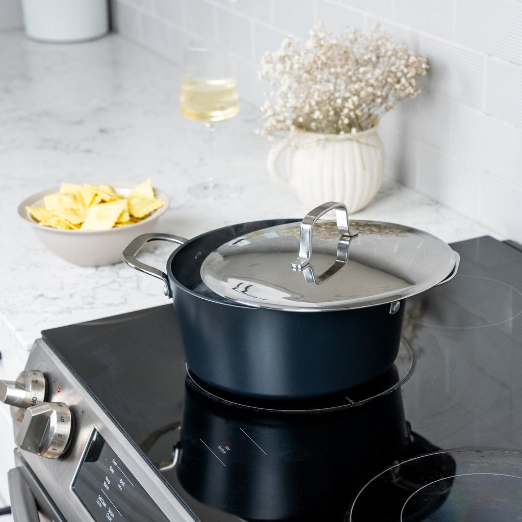 Maestro Stock Pot with Lid — 4.5 - QT. Nonstick - Alva Cookware