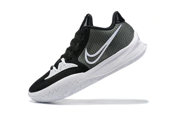 NIKE Kyrie Low 4 TB